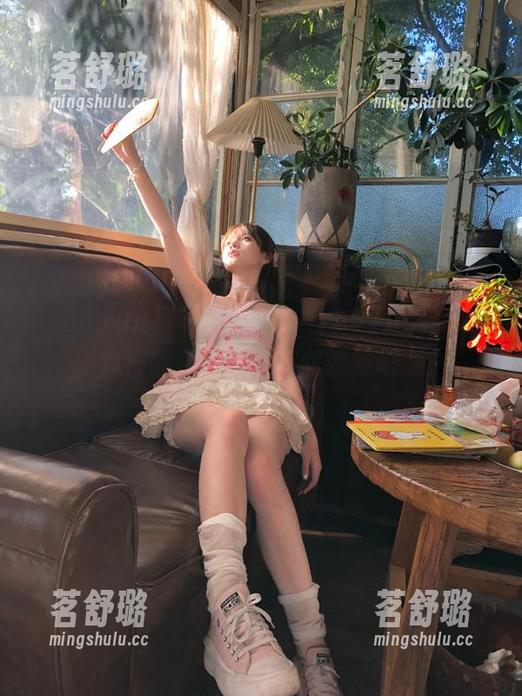 黑料满天飞，155.fun分享最新流行款，快移步不然就被电到！