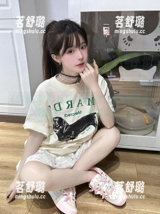51吃瓜发布微剧，果脆得连舔屏都成了一种正确的姿势！