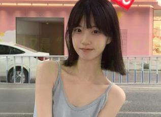 又是“51吃瓜”，更新了，吃瓜群众快点在线围观，有人又掉水里了！