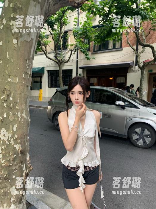 “51吃瓜群众”网站的种类，从情感到美食，全都能咬一口！