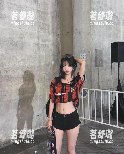 就问你们登录了51每日吃瓜吗？这热门大瓜都快砸到我了！