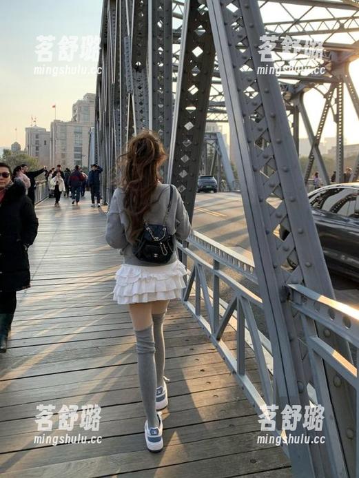 718娱乐网页：瓜都能卖钱，真的是离谱！