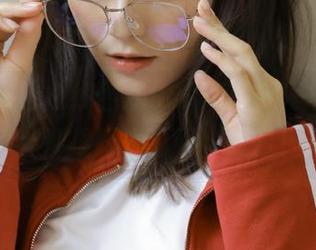 在线围观98吃瓜，把一切的八卦都捏碎，再看个明白！