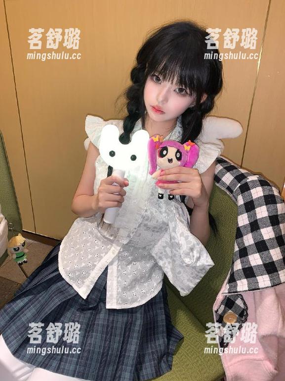 当你在ios设备上刷新“www吃瓜网.top”，是不是总觉得手机里藏着些八卦？