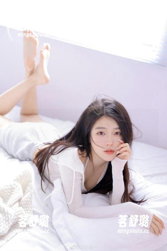 不想错过“zztt21.ccm”地址的最新花边新闻？小心哦，这里有惊喜！