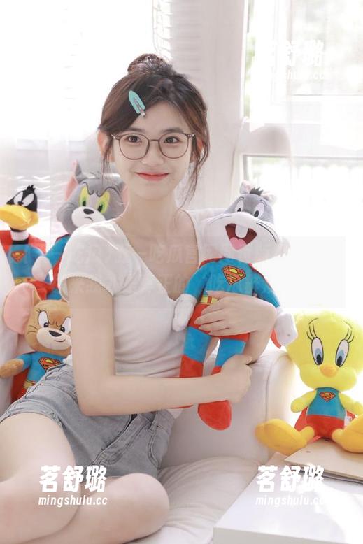 五一吃瓜官网网页版登录后，原来我才是真正的‘吃瓜群众’！