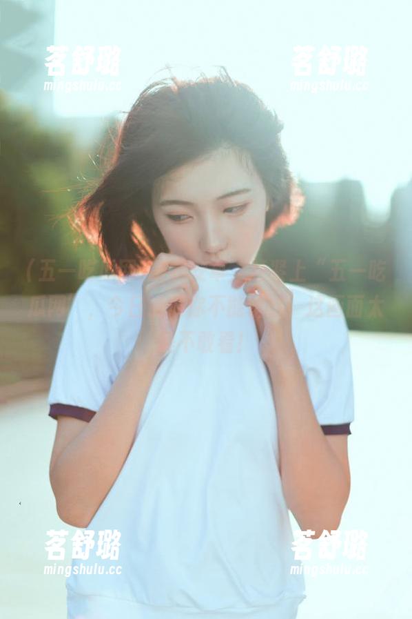 拿起安卓，赶紧上“五一吃瓜网”，今日的瓜你不能错过，这画面太美不敢看！