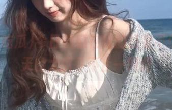 今日吃瓜在线的热量不低，今天的大瓜可不止一颗啊