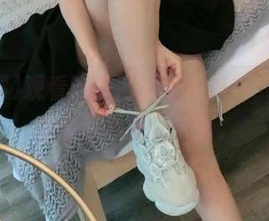 观看吃瓜网的各种黑料，忍不住想给每个瓜打个分。
