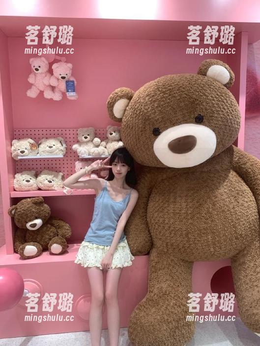 近期吃瓜网更新：红黑料站上线新谜团，你敢猜猜发生了啥？