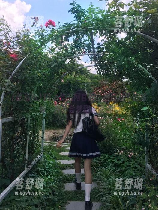 17.c吃瓜网官网：热门瓜不吃后悔，甚至会梦到前任哦！