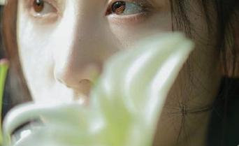网红们在吃瓜网so直播中的精彩口水战，赶快观看不怕心累！