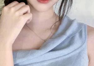 吃瓜网红，某款在线操作令人无奈，给我个链接我躲洗澡去。