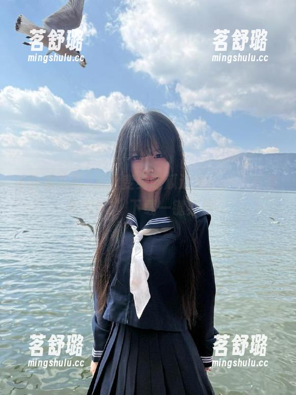 从此变身吃瓜达人，：“吾爱吃瓜52”下载一键办到！