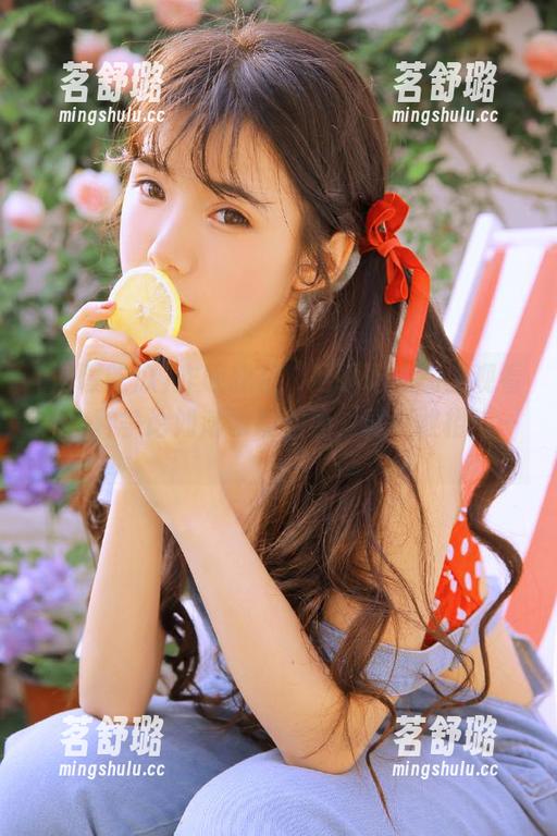 昨晚我在“网曝吃瓜”上观看，各种争论如潮水般汹涌，真不敢相信……