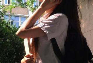黑料不打烊更新，让我这瓜越吃越香！安卓版都快被下载爆了！