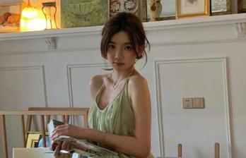 黑料不打烊网页版，免费的我都不敢看，怕太养眼！