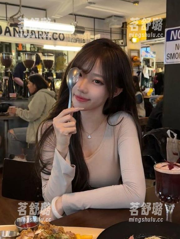 点击链接，解锁这波瓜，黑料不重样服了！