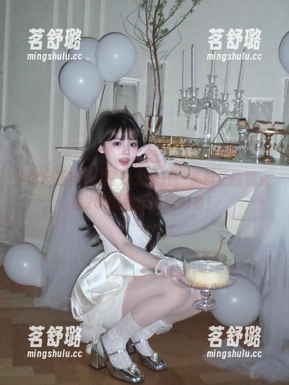 官方太疯狂，黑料正能量直达2025版皮肤新形象！