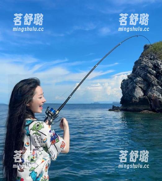 观看“黑料正能量官网”，每一次点击都是为潜意识选票，哈哈。
