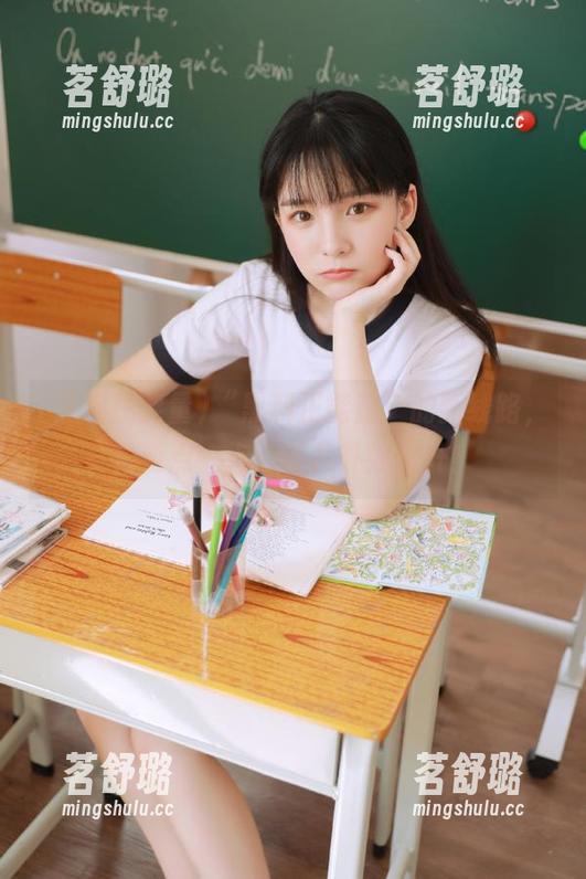 “黑料正能量”的新线路，只要点一点，让八卦弥漫开！