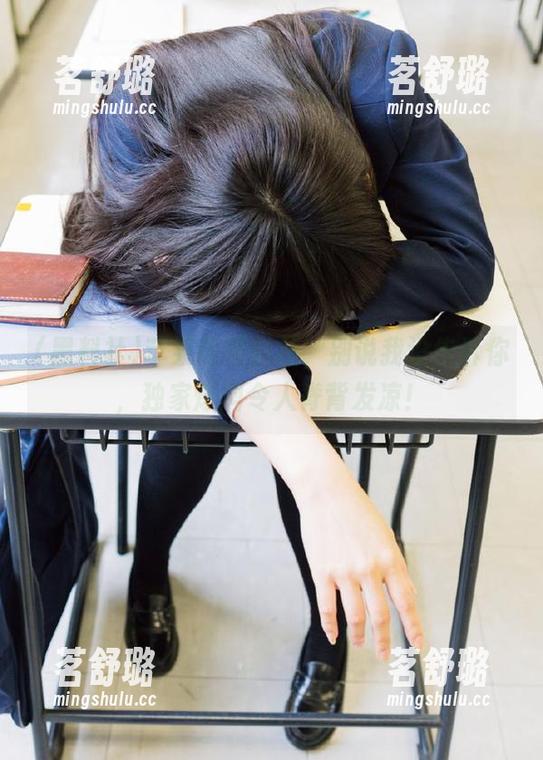 苹果版黑料社，别说我没告诉你，独家爆料令人脊背发凉！