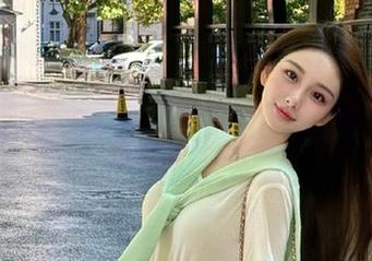 每晚黑料网发布：在不夜城里，吃瓜也能开趴！