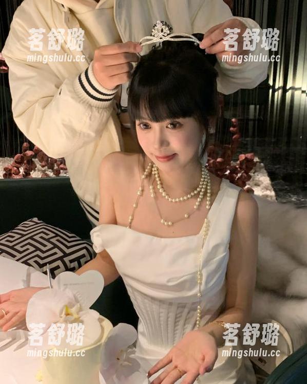 黑料网不打烊，轻轻松松登录，無料在线看，聊得过瘾？自带特效！