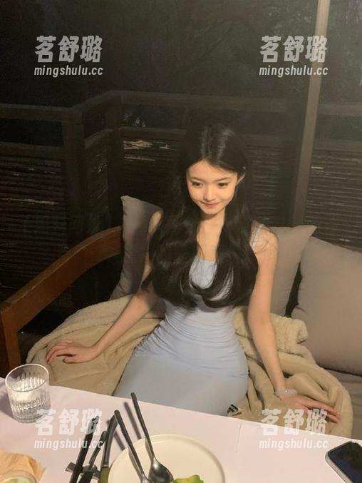 “黑料网址”：这些八卦跟你想象的差得远！